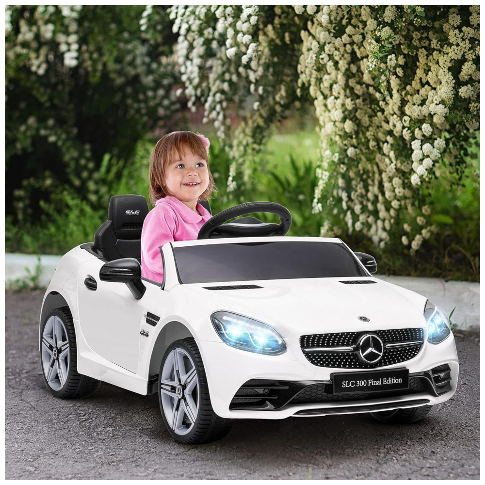 ECTQDL7F8G3B0B_1-1.jpg - Carro Elétrico Infantil Licenciado Aosom Mercedes SLC 300 12V Branco com Controle Remoto Música Luzes LED e Suspensão - Para Crianças de 3 a 6 Anos