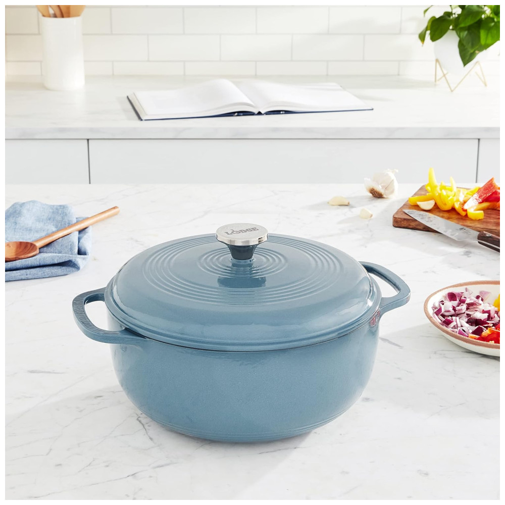 ECTQG6XZFYV70B_5-1.jpg - Panela de Ferro Fundido 6 Litros Forno Holandês Esmaltado e Antiaderente LODGE EC6D34 Azul