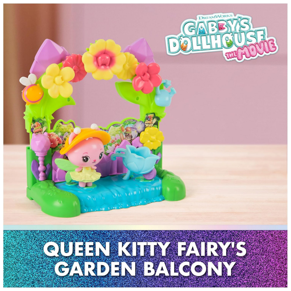 ECTQHS376CTD0B_1-2.jpg - Gabbys Dollhouse Jardim da Rainha Gatinha Fada na Sacada com Acessórios para Boneca e Brinquedo para Meninas e Meninos a partir de 3 anos