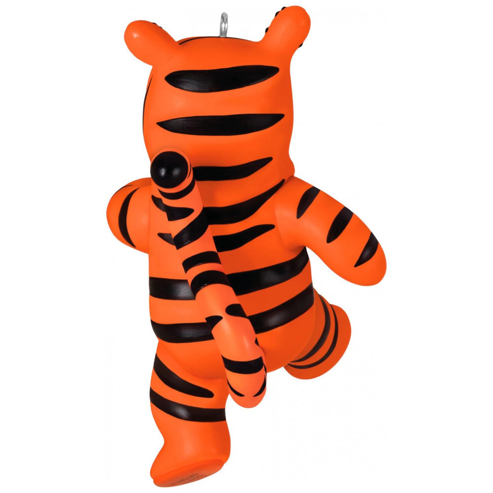 ECTQJHXY83RD0B_5-1.jpg - Enfeite Natalino Hallmark Keepsake 2025 Disney Winnie the Pooh e Tigrão, Plástico, 3,8 x 7,6 x 5,7 cm