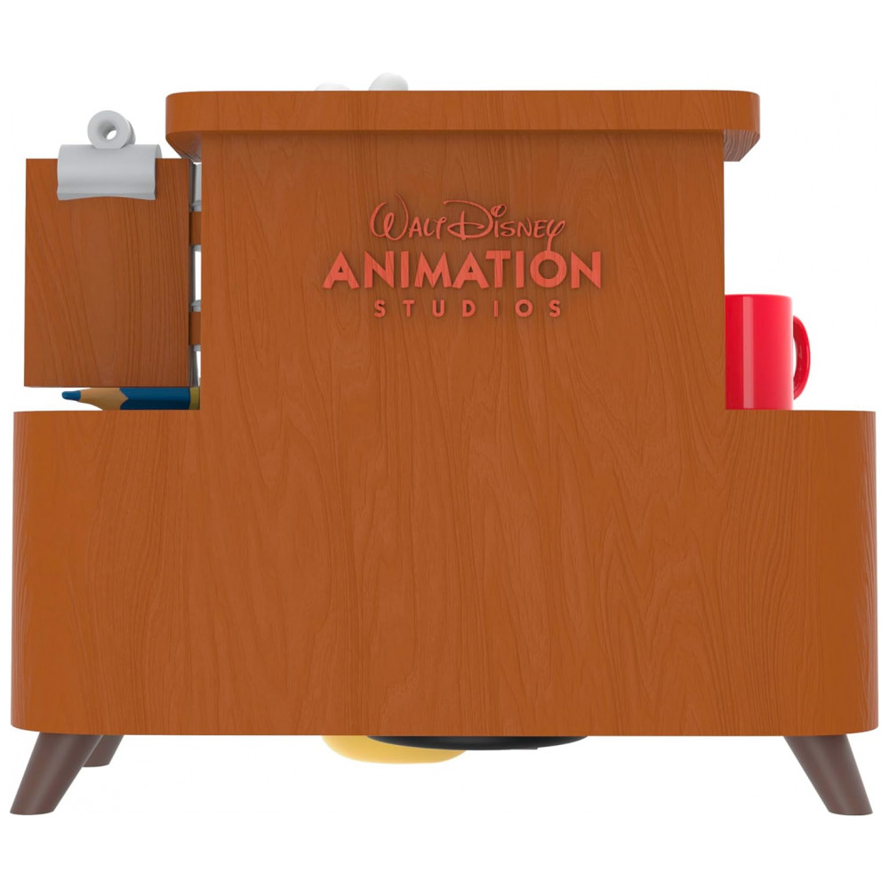 ECTQSVN993RD0B_5-1.jpg - Enfeite de Natal Hallmark Keepsake 2025, Disney Mickey Mouse do Rascunho à Tela, Presente para Fãs da Disney