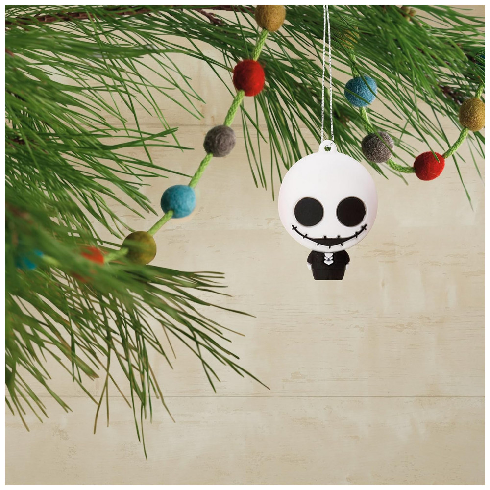 ECTQTVV6MQZB0B_4-1.jpg - Conjunto de 6 Mini Enfeites Natalinos Hallmark Disney Tim Burton O Estranho Mundo de Jack, Plástico Inquebrável