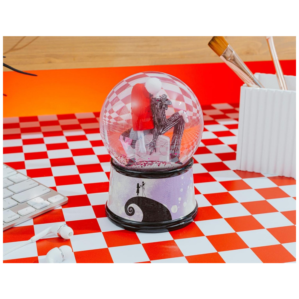 ECTQZ4S1VGJD0B_7-1.jpg - Globo de Neve Iluminado Disney O Estranho Mundo de Jack Forever & Always, 15cm, com Glitter e Música